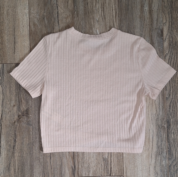 Light Pink Crop Top - Picture 6 of 7